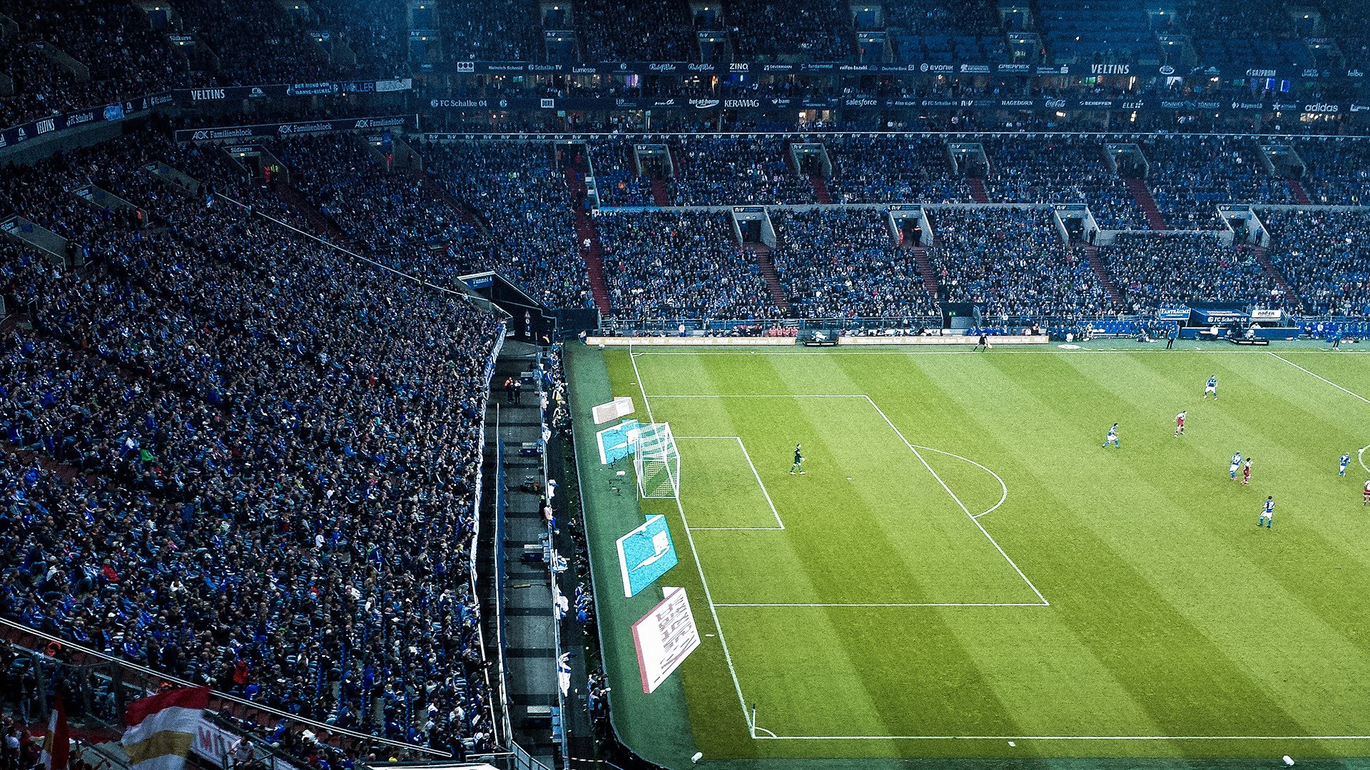 九游游戏在线玩-“青少年足球技能培训课程创新，趣味性强”，青少年足球培训内容